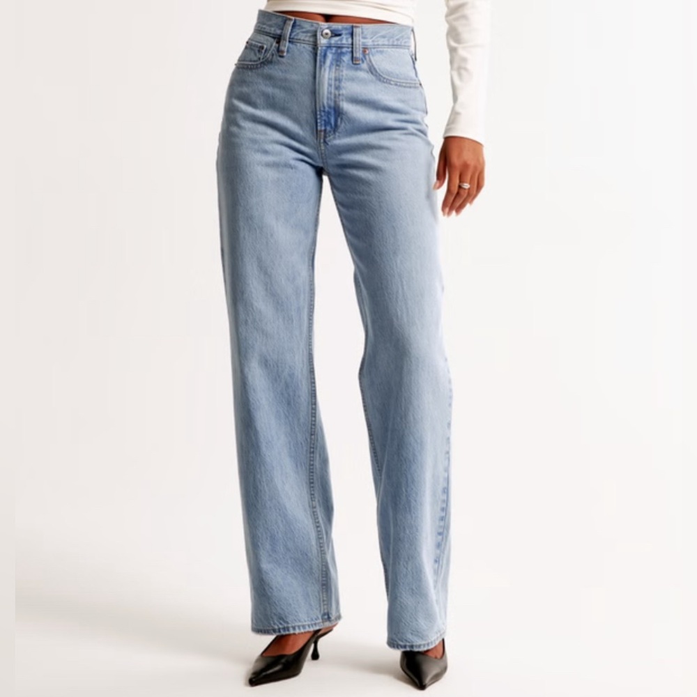 Abercrombie high rise The Loose 29/8s curve love